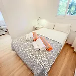 Skol 231 - At Skol Building In Centre With Sea Views Апартаменты *